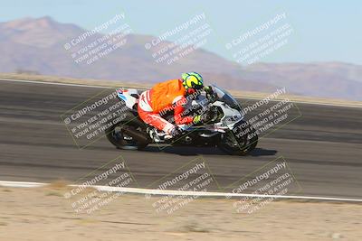 media/Dec-15-2023-Apex Assassins (Fri) [[91f19fb1c7]]/Racer 2/Session 2 (Bowl Exit)/